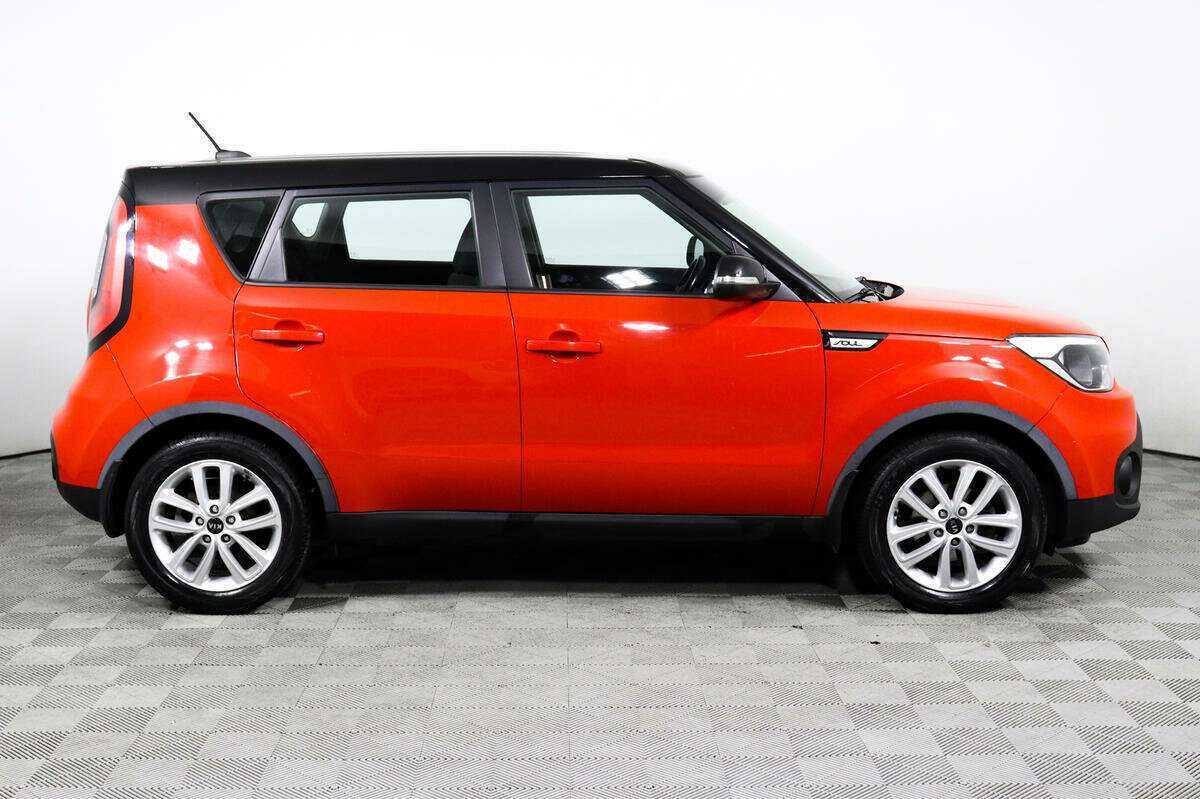 Купить Kia Soul с пробегом. Фото: #3