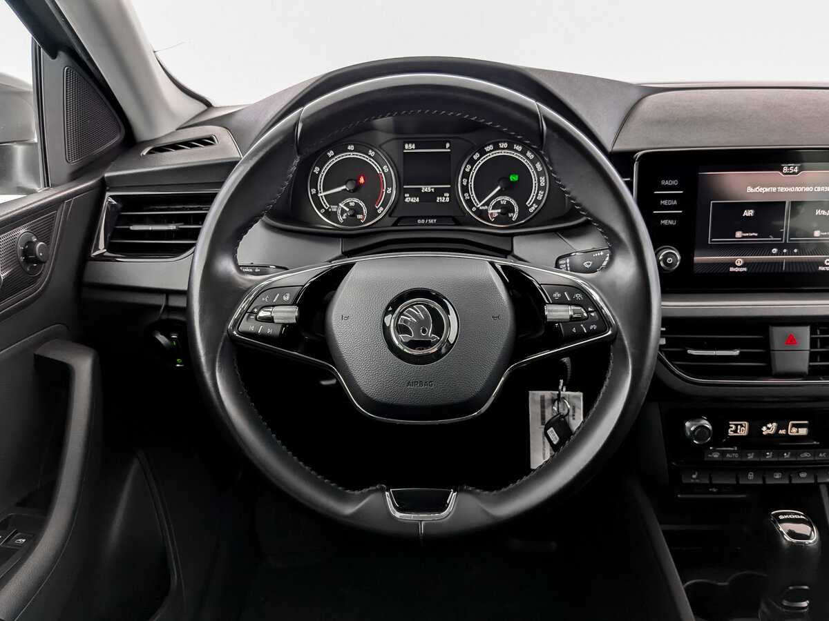 Купить Skoda Rapid с пробегом. Фото: #16