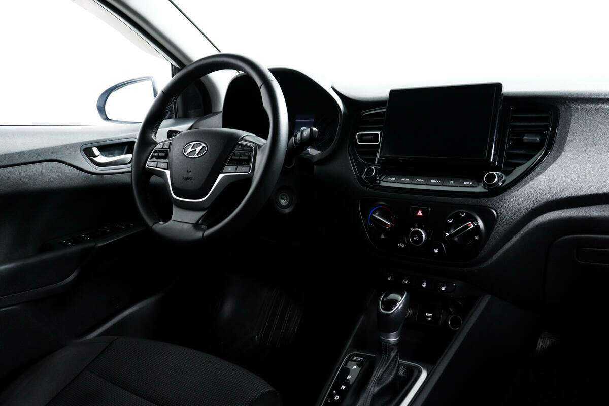 Купить Hyundai Solaris с пробегом. Фото: #10