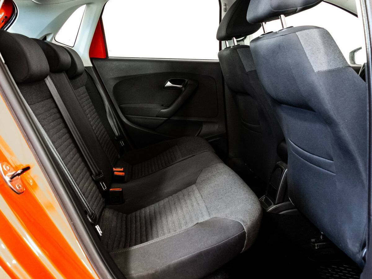 Купить Volkswagen Polo с пробегом. Фото: #13