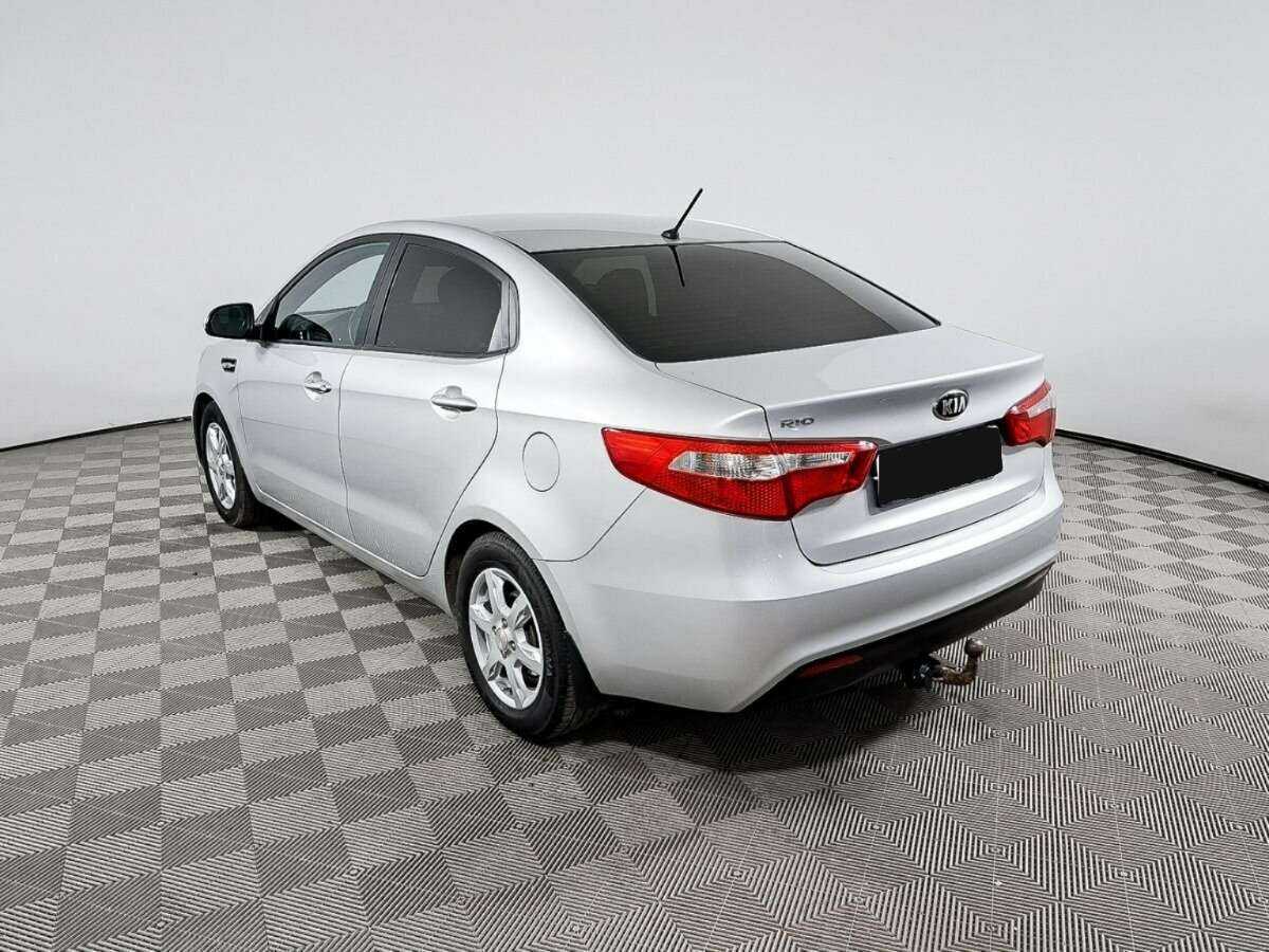 Купить Kia Rio с пробегом. Фото: #5