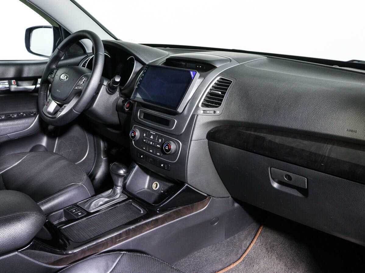 Купить Kia Sorento с пробегом. Фото: #8