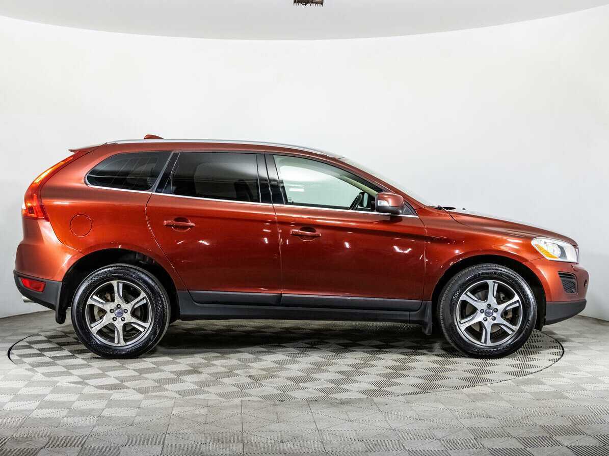 Купить Volvo XC60 с пробегом. Фото: #3