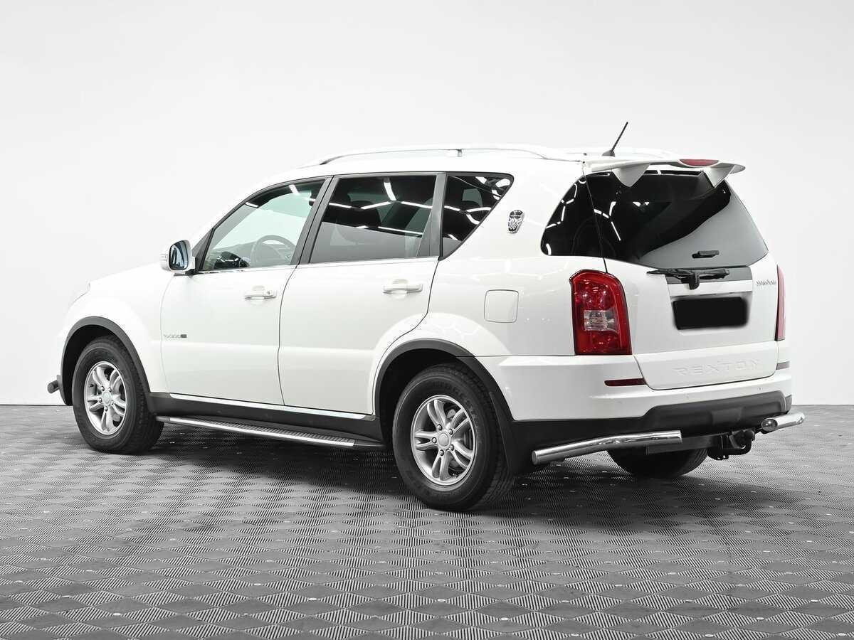 Купить SsangYong Rexton с пробегом. Фото: #3
