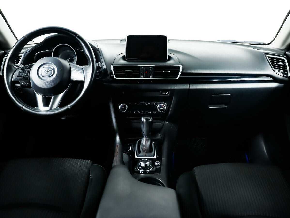 Купить Mazda 3 с пробегом. Фото: #8