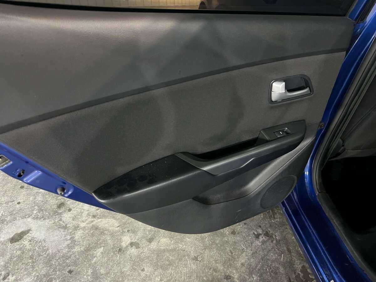 Купить Kia Rio с пробегом. Фото: #10