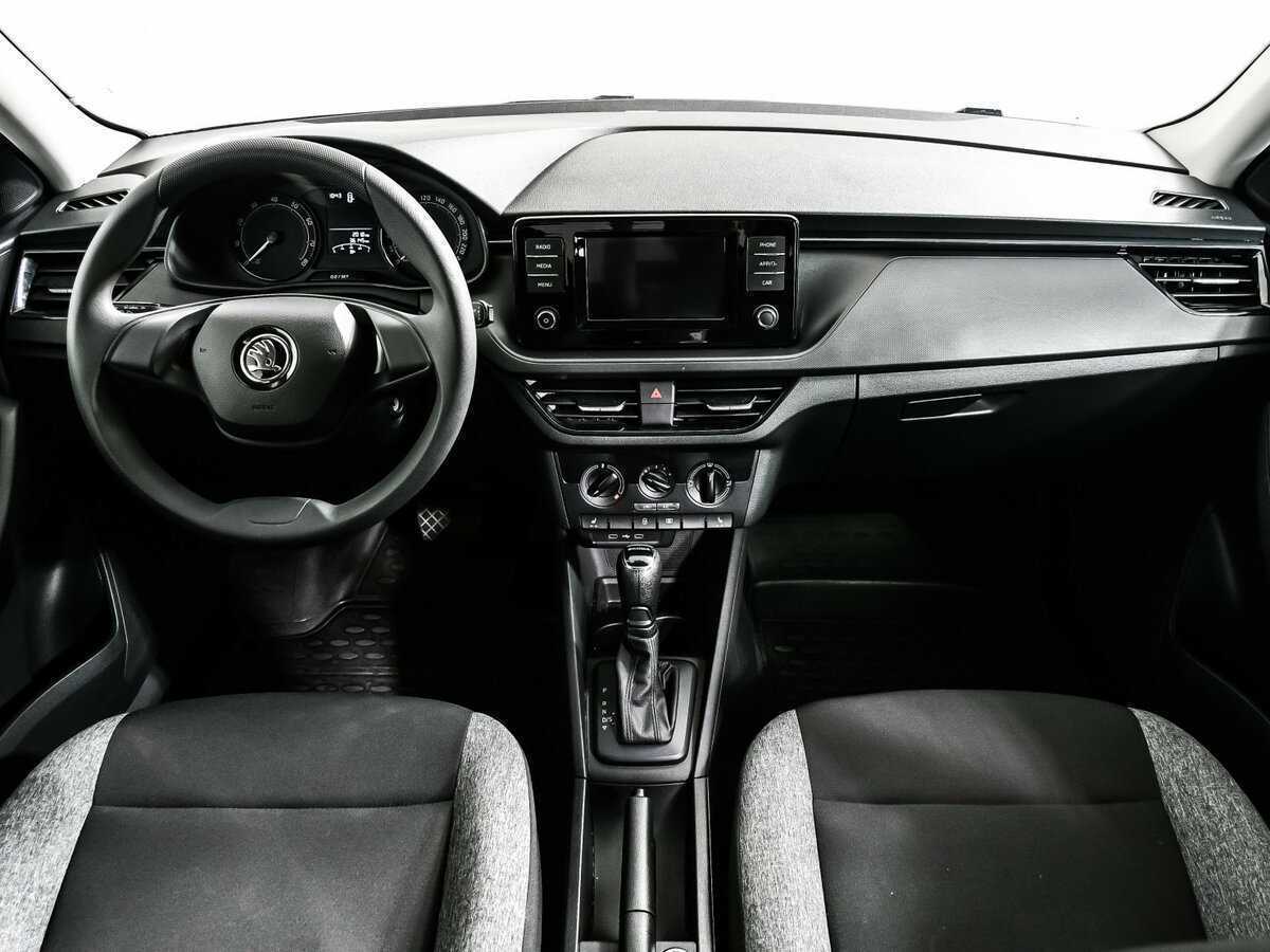 Купить Skoda Rapid с пробегом. Фото: #10