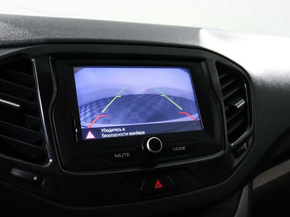 Купить Lada (ВАЗ) Vesta с пробегом. Фото: #11