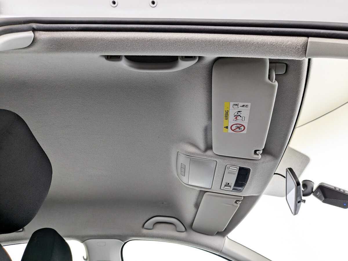 Купить Skoda Rapid с пробегом. Фото: #21