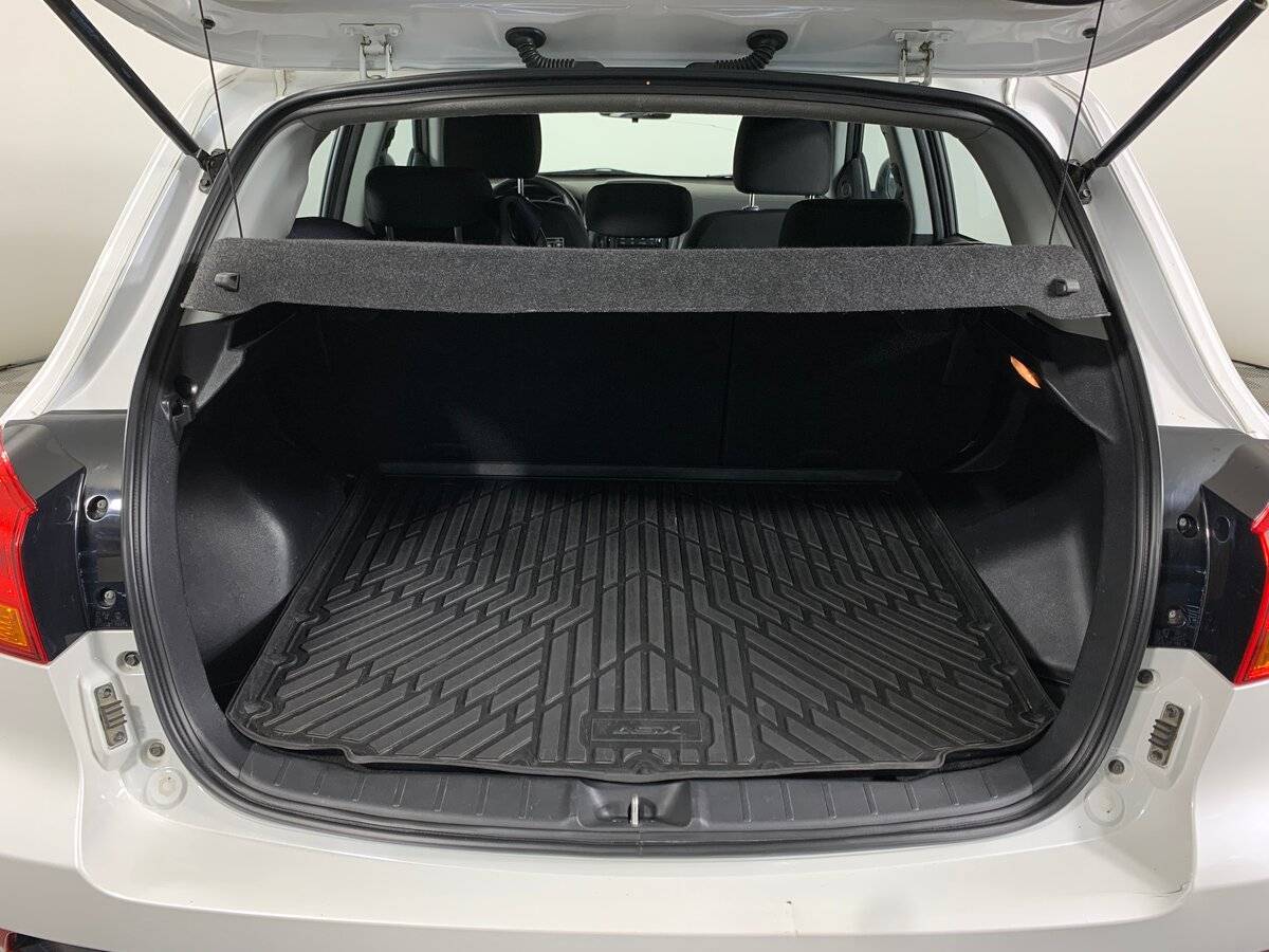 Купить Mitsubishi ASX с пробегом. Фото: #19