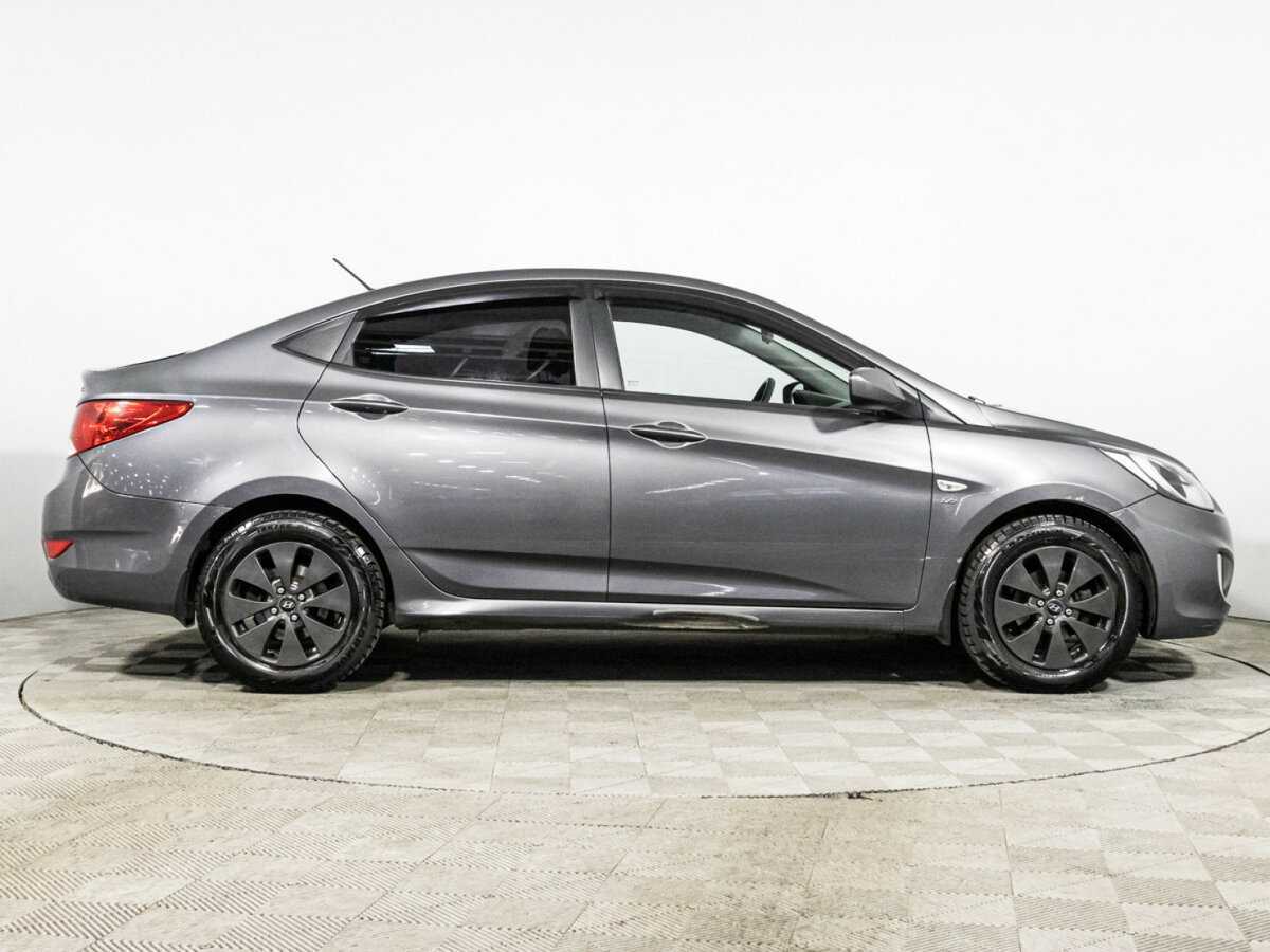 Купить Hyundai Solaris с пробегом. Фото: #3
