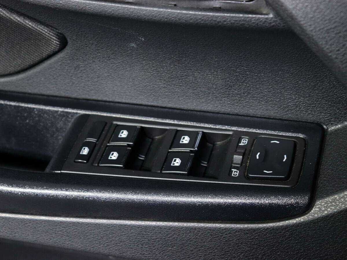 Купить Lada (ВАЗ) Vesta с пробегом. Фото: #12