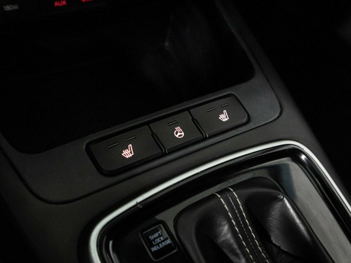 Купить Kia Rio с пробегом. Фото: #17