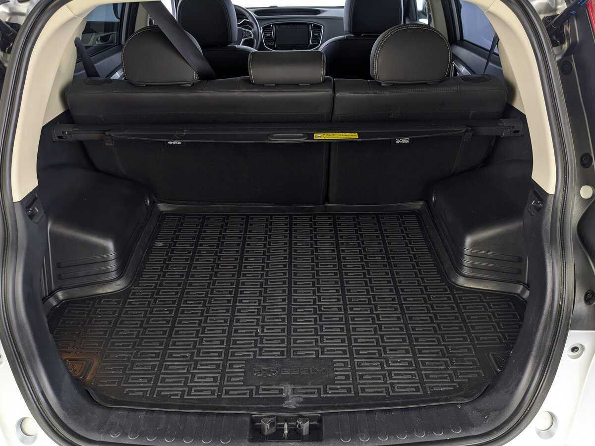 Купить Geely Emgrand X7 с пробегом. Фото: #9