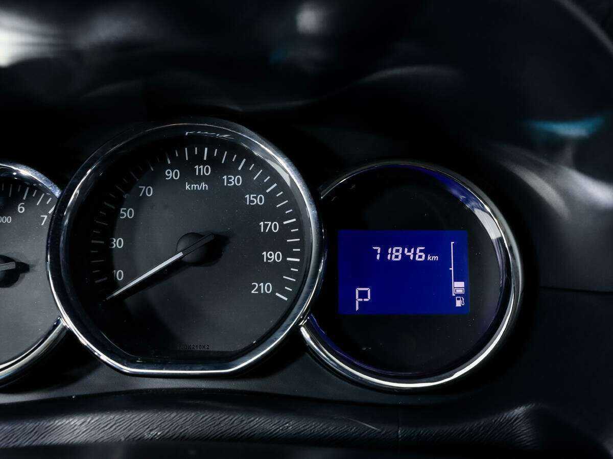 Купить Nissan Terrano с пробегом. Фото: #16