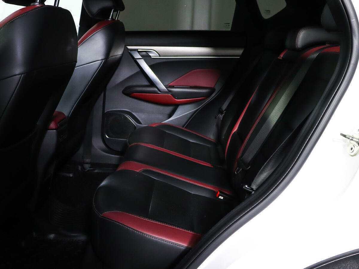 Купить Geely Coolray с пробегом. Фото: #7