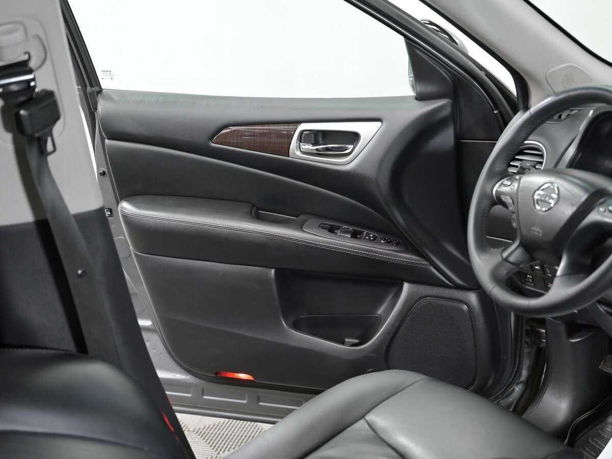 Купить Nissan Pathfinder с пробегом. Фото: #10