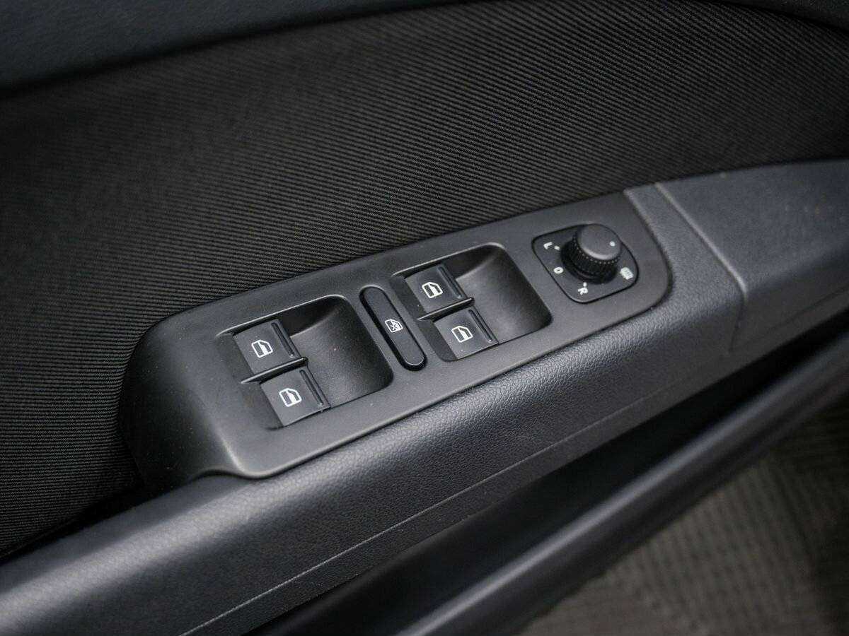 Купить Skoda Superb с пробегом. Фото: #15