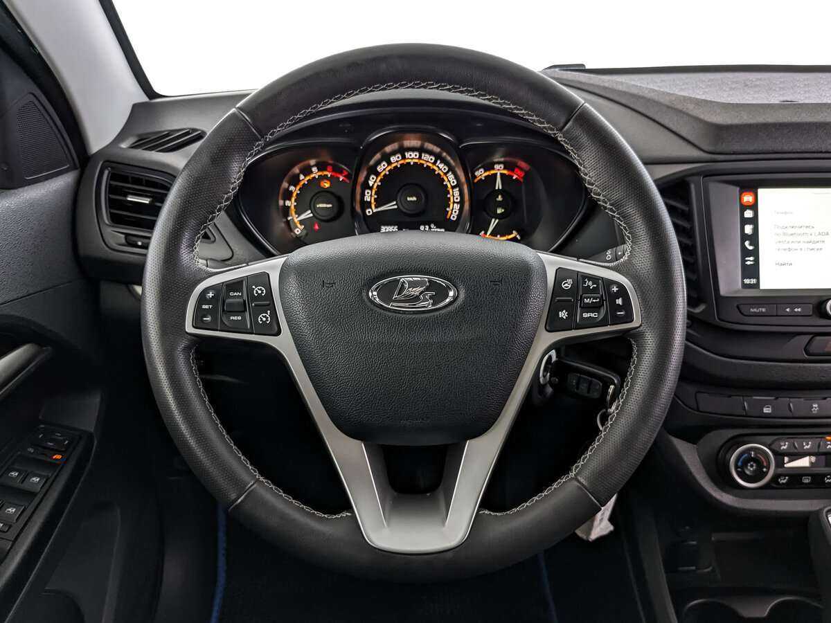 Купить Lada (ВАЗ) Vesta с пробегом. Фото: #17