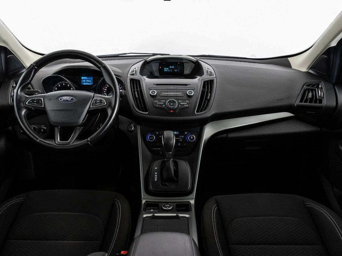 Купить Ford Kuga с пробегом. Фото: #9