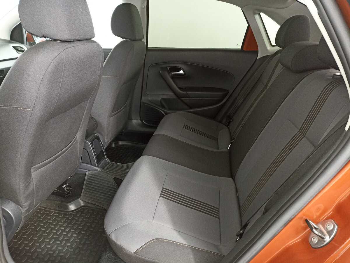 Купить Volkswagen Polo с пробегом. Фото: #10