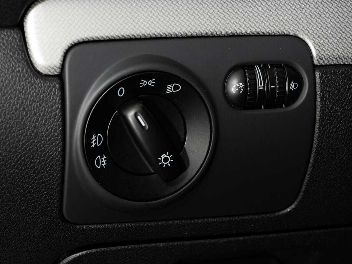 Купить Volkswagen Golf с пробегом. Фото: #16