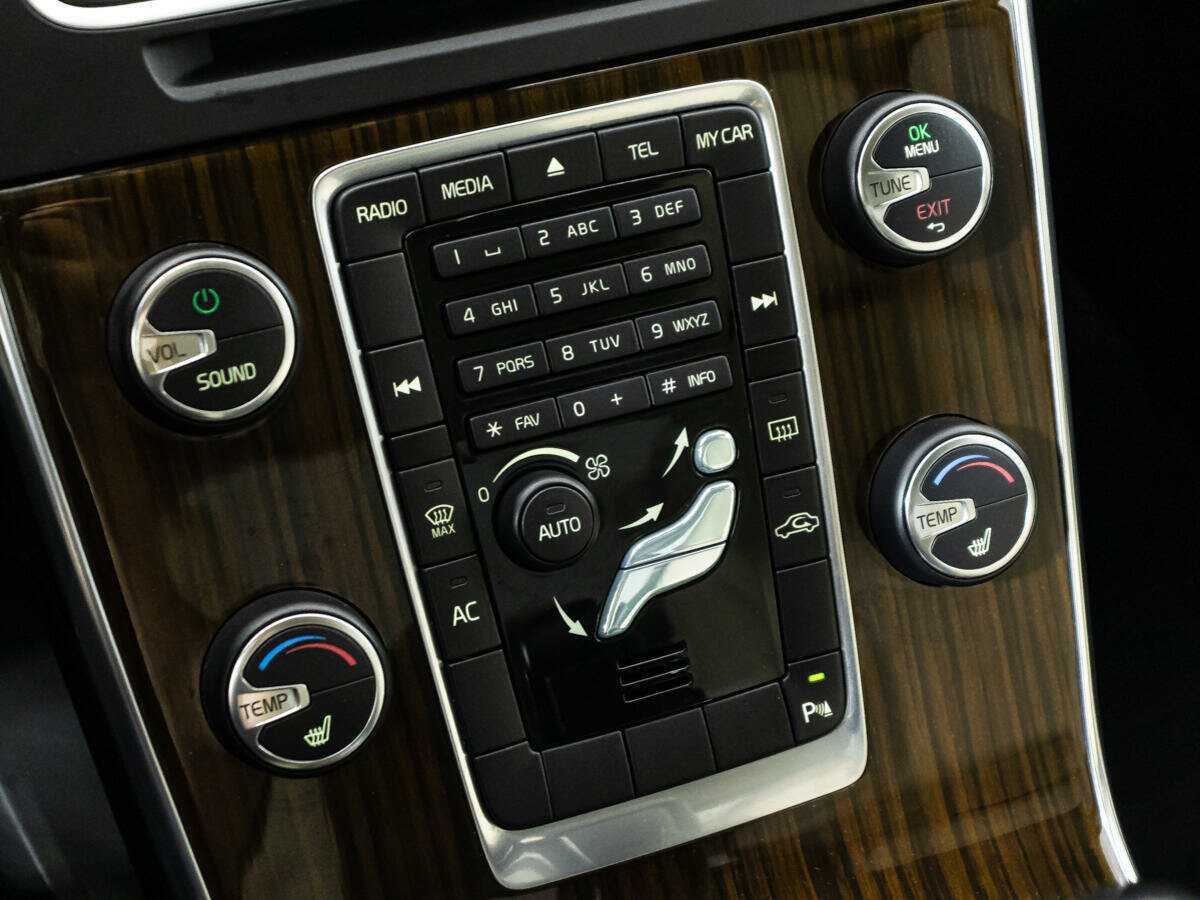 Купить Volvo S60 с пробегом. Фото: #14