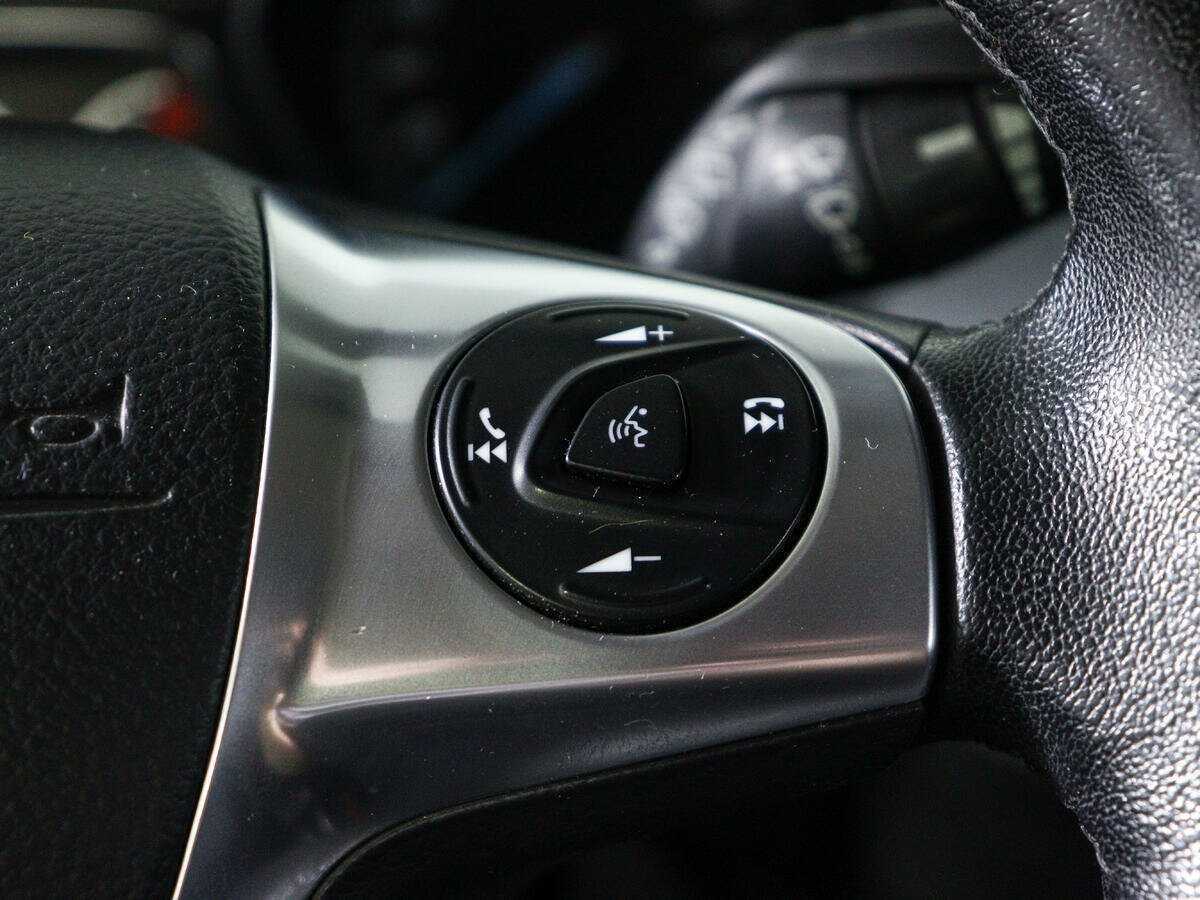 Купить Ford Kuga с пробегом. Фото: #17