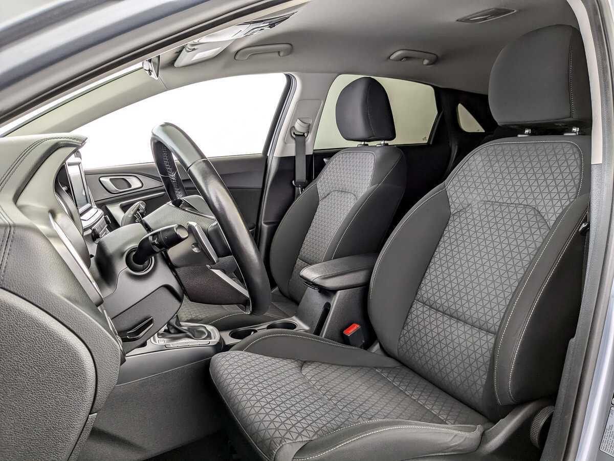 Купить Kia Ceed с пробегом. Фото: #15