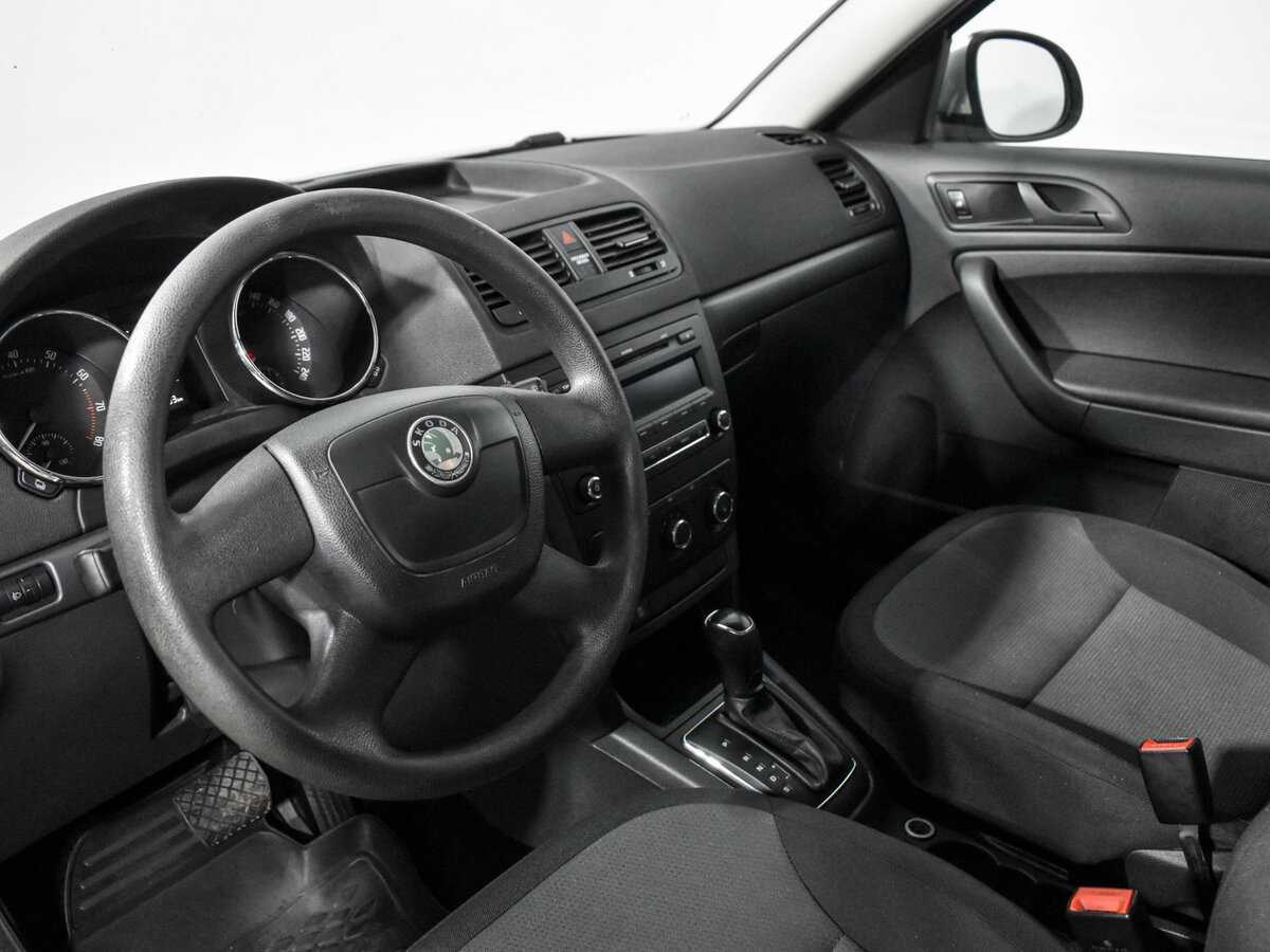 Купить Skoda Yeti с пробегом. Фото: #8