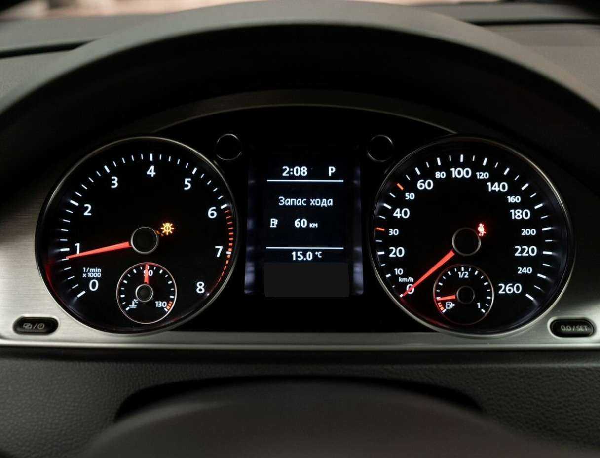 Купить Volkswagen Passat с пробегом. Фото: #12