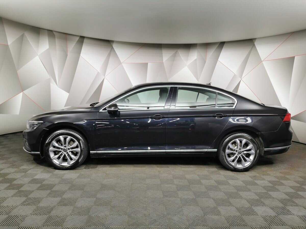 Купить Volkswagen Passat с пробегом. Фото: #4