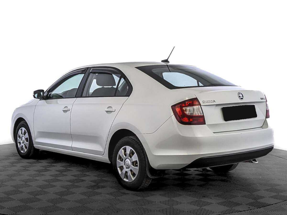 Купить Skoda Rapid с пробегом. Фото: #6