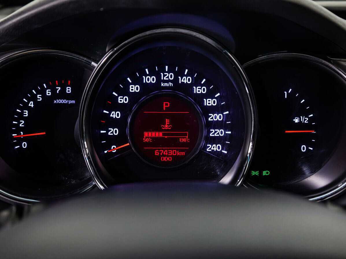 Купить Kia Ceed с пробегом. Фото: #10