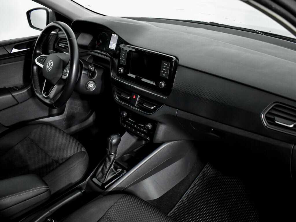 Купить Volkswagen Polo с пробегом. Фото: #12