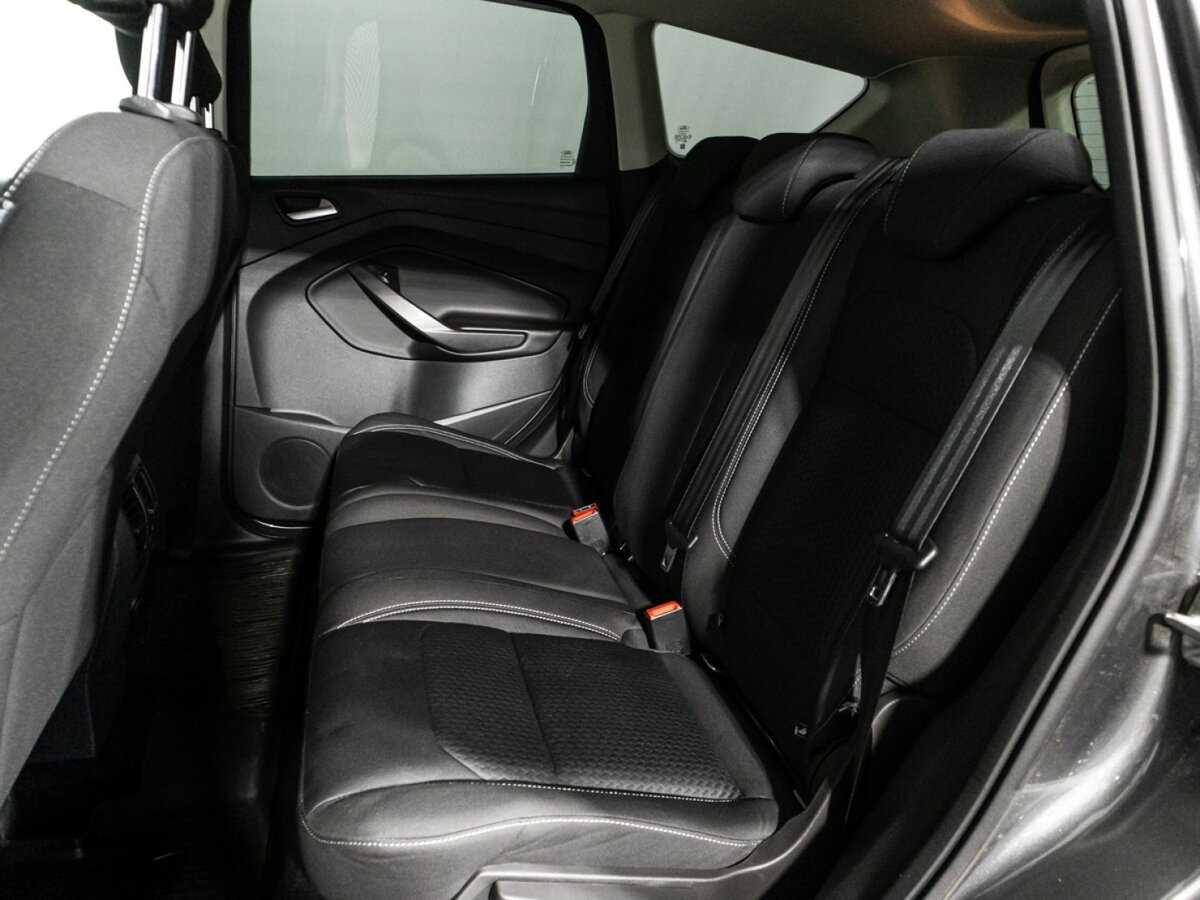 Купить Ford Kuga с пробегом. Фото: #9