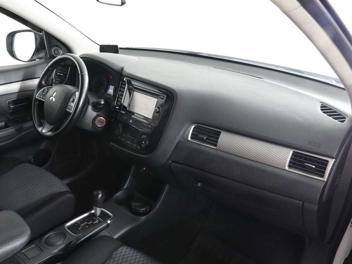 Купить Mitsubishi Outlander с пробегом. Фото: #9