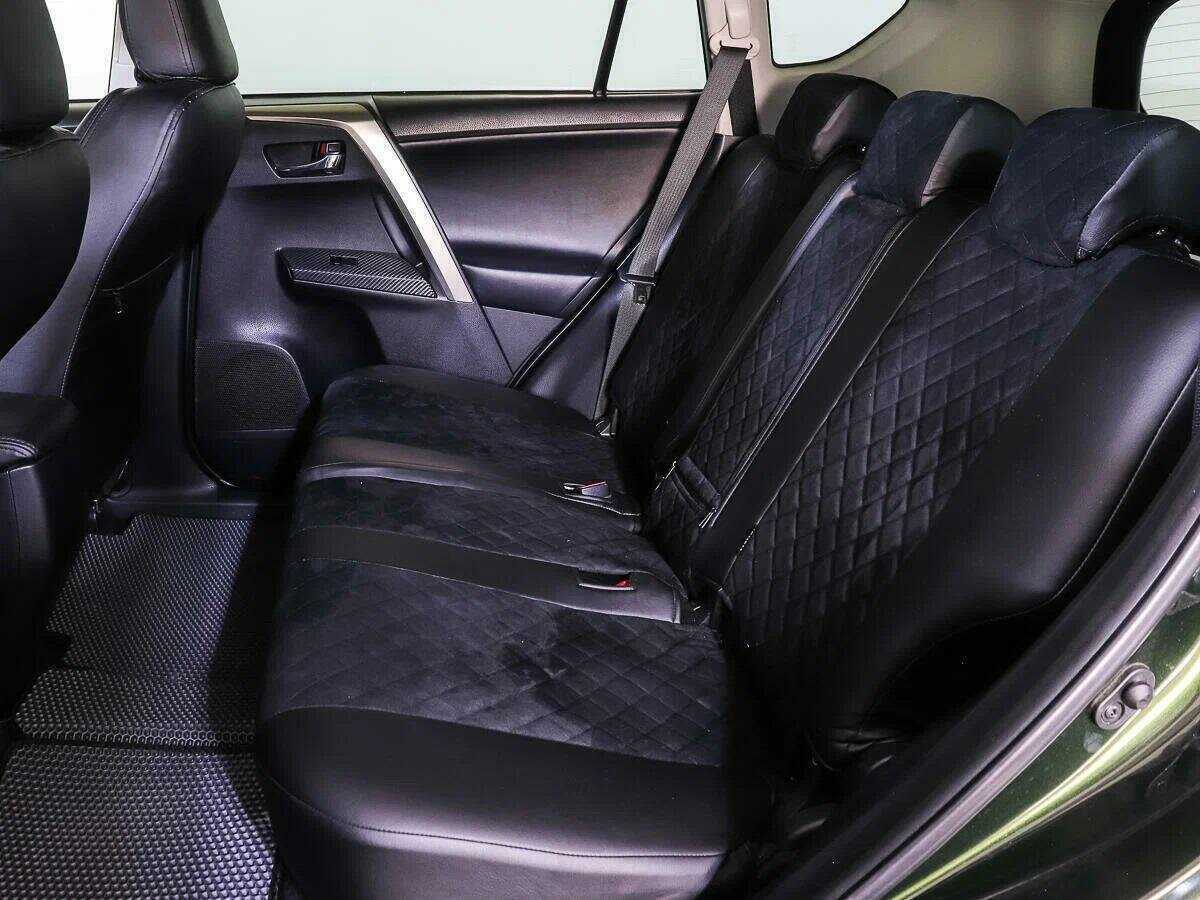 Купить Toyota RAV4 с пробегом. Фото: #9