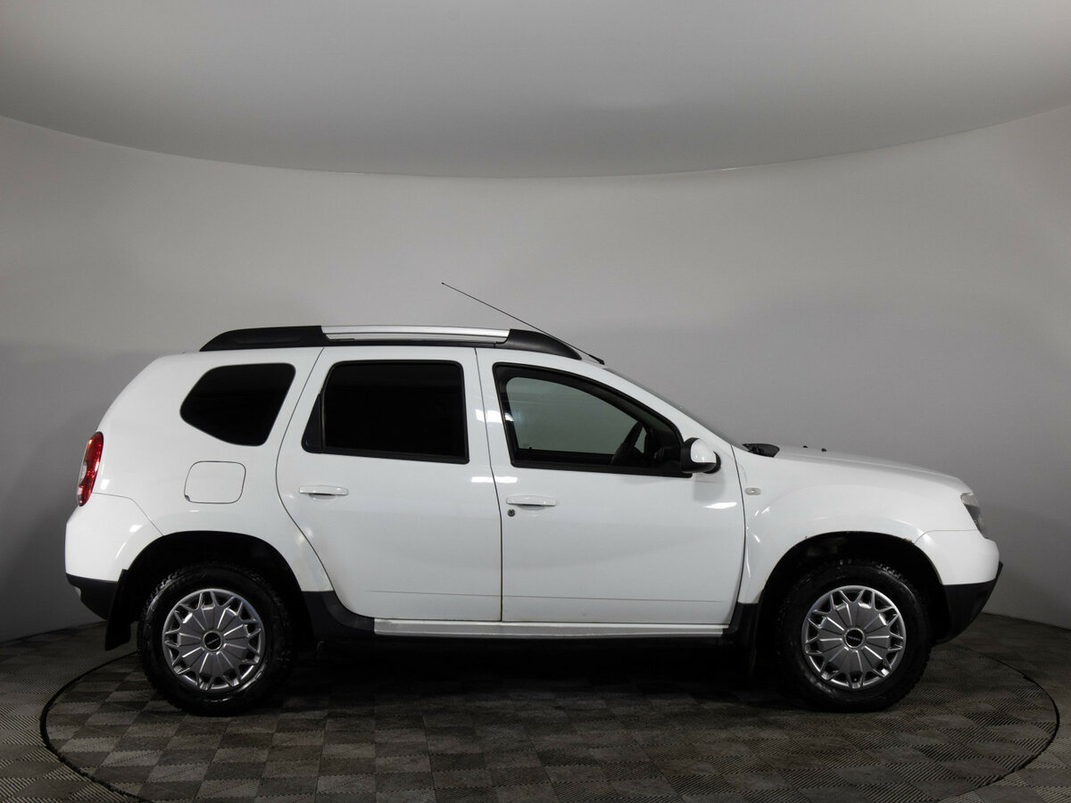 Купить Renault Duster с пробегом. Фото: #3