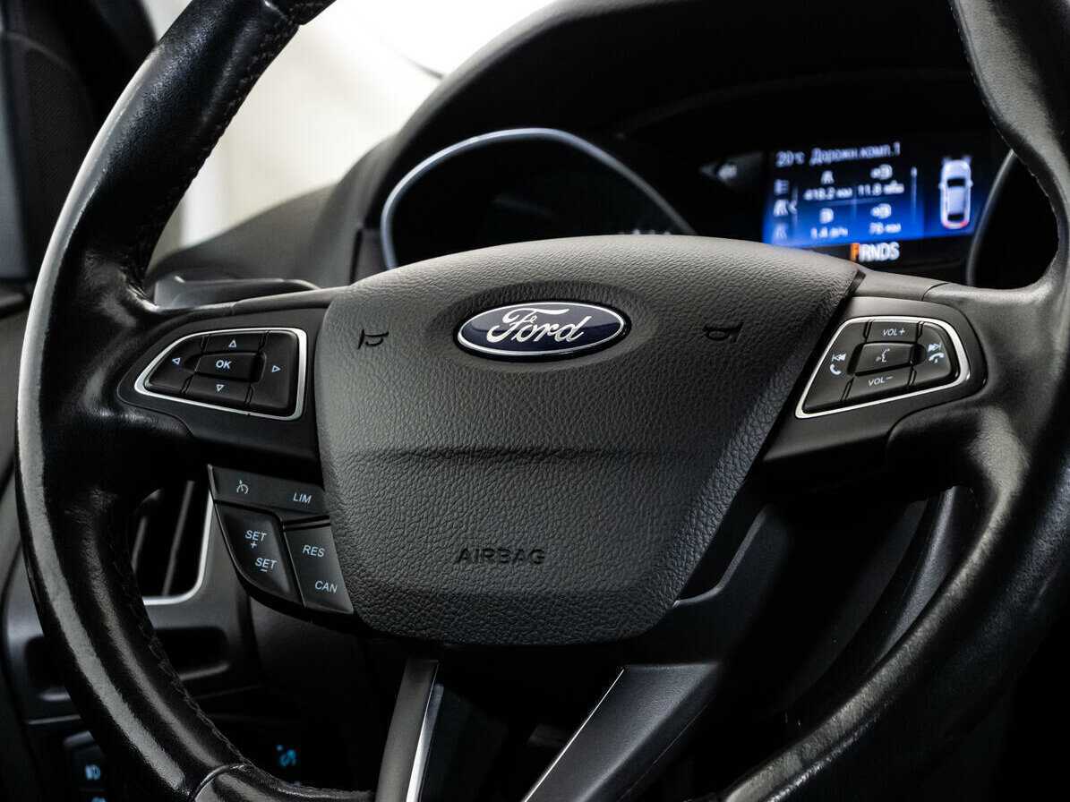 Купить Ford Focus с пробегом. Фото: #9