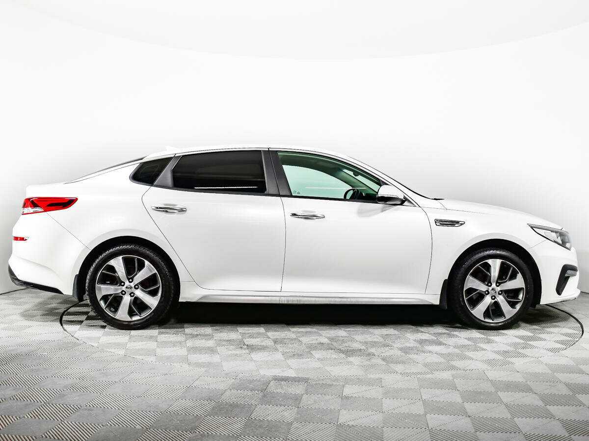Купить Kia Optima с пробегом. Фото: #3