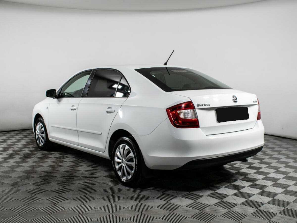 Купить Skoda Rapid с пробегом. Фото: #5