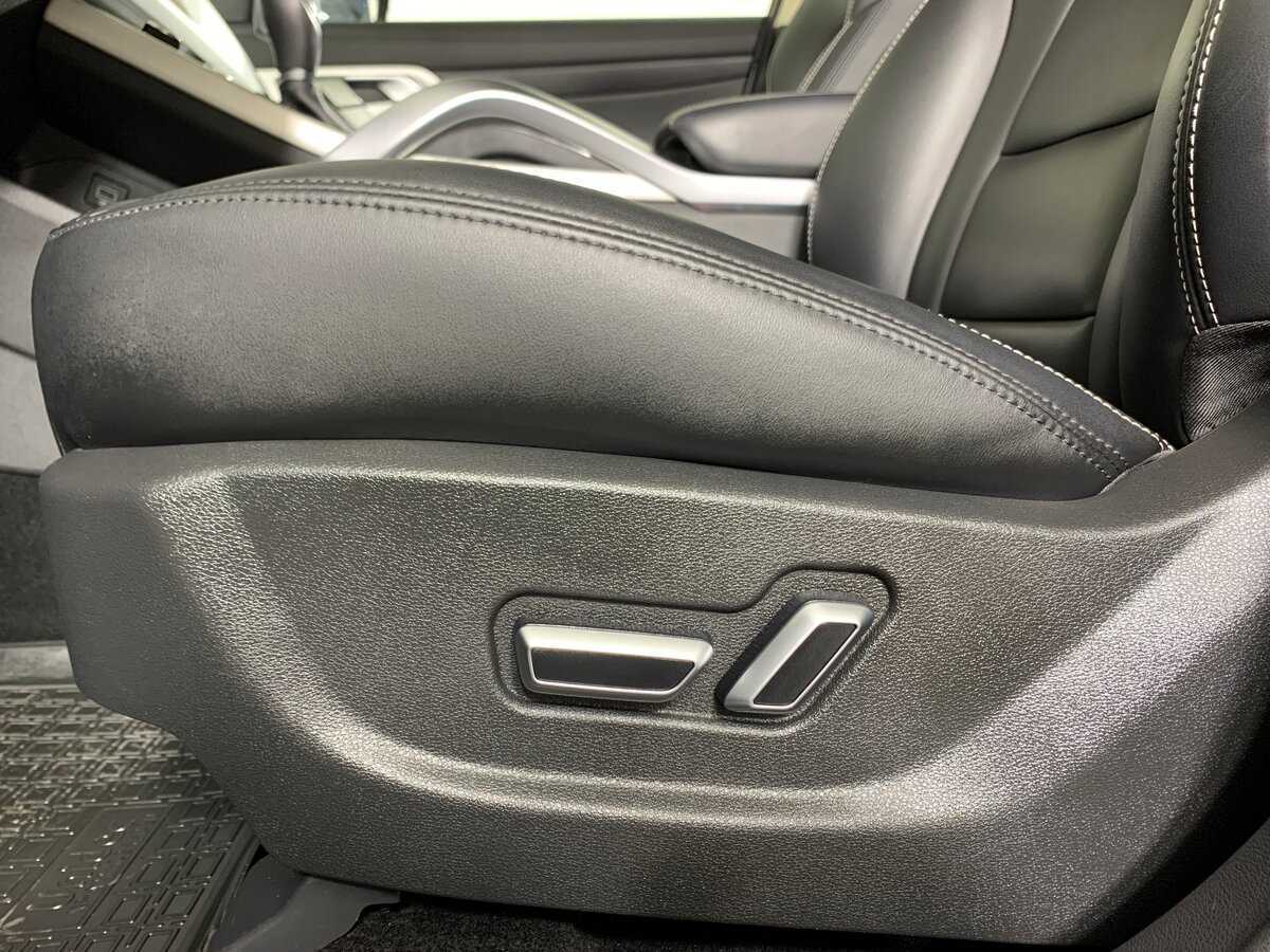 Купить Geely Atlas с пробегом. Фото: #16