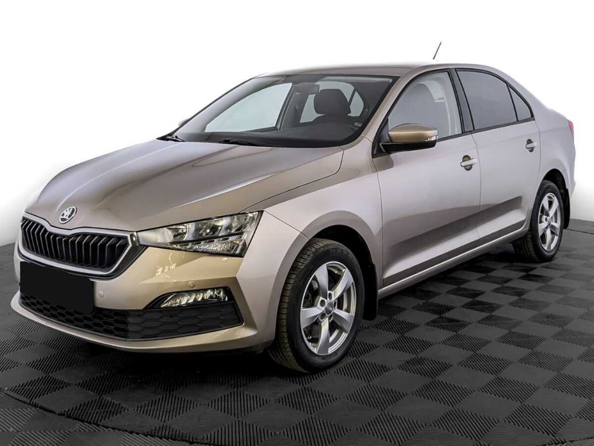 Купить Skoda Rapid с пробегом. Посмотреть фото