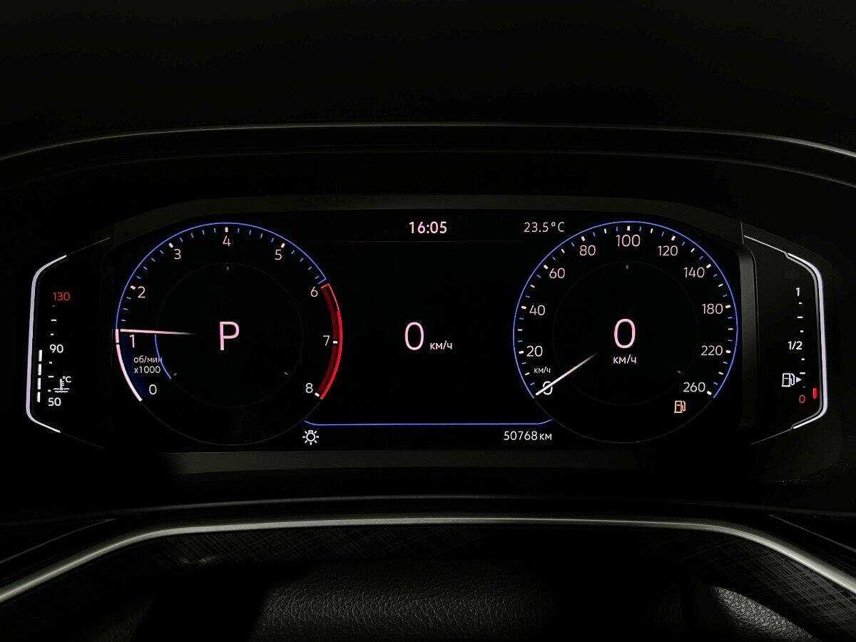 Купить Volkswagen Polo с пробегом. Фото: #10