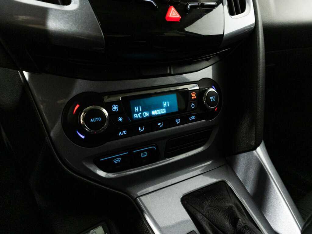 Купить Ford Focus с пробегом. Фото: #15