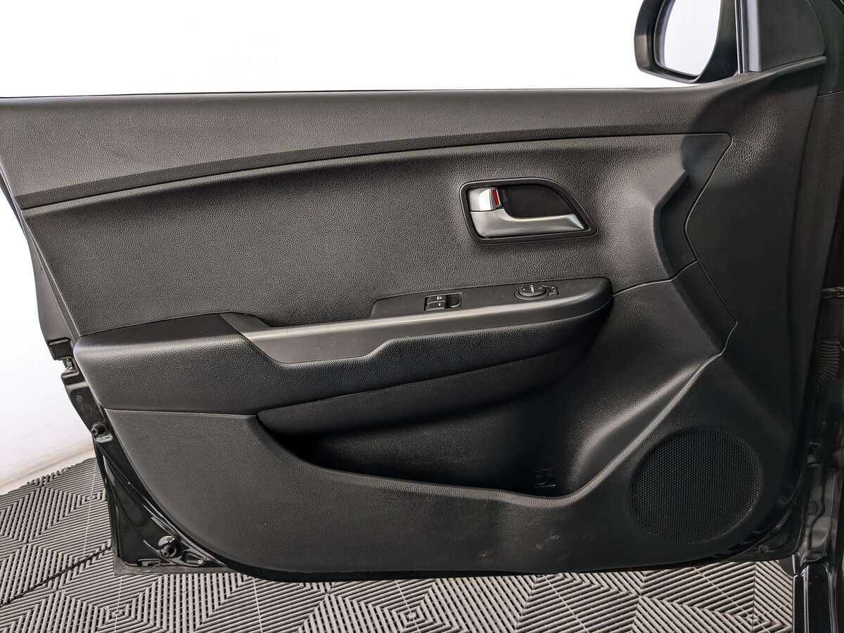 Купить Kia Rio с пробегом. Фото: #14