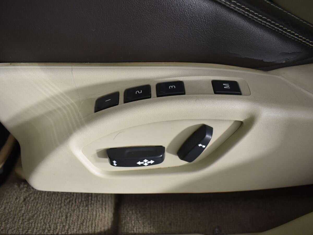 Купить Volvo XC60 с пробегом. Фото: #11