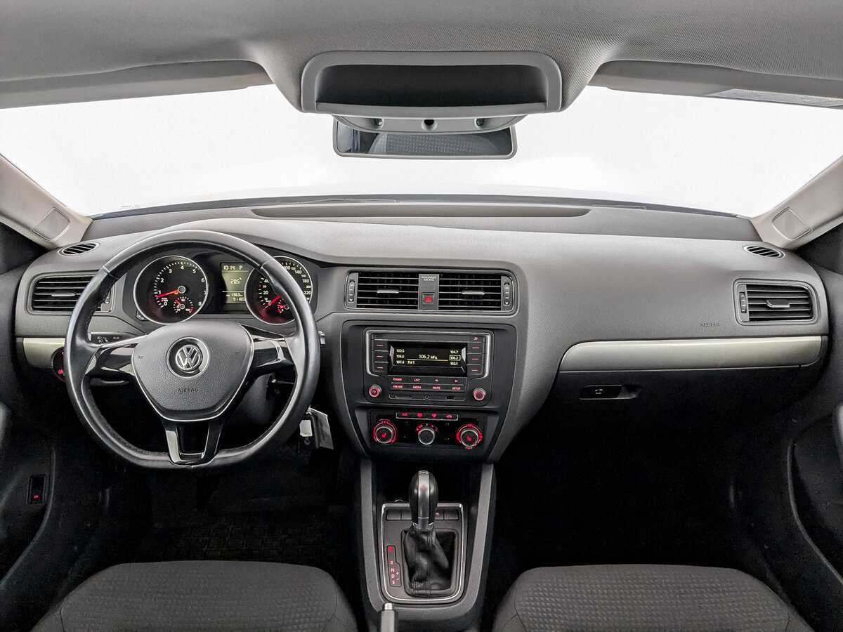 Купить Volkswagen Jetta с пробегом. Фото: #13