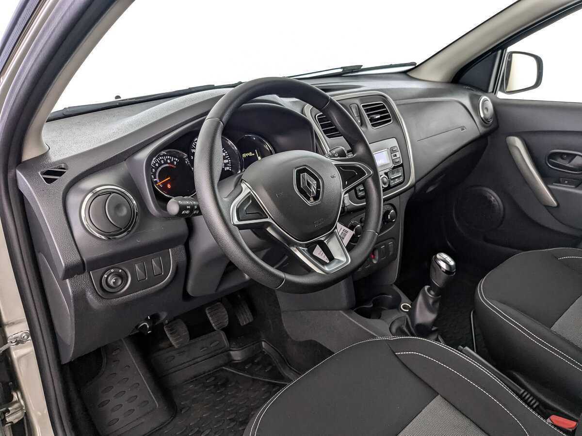 Купить Renault Sandero с пробегом. Фото: #10
